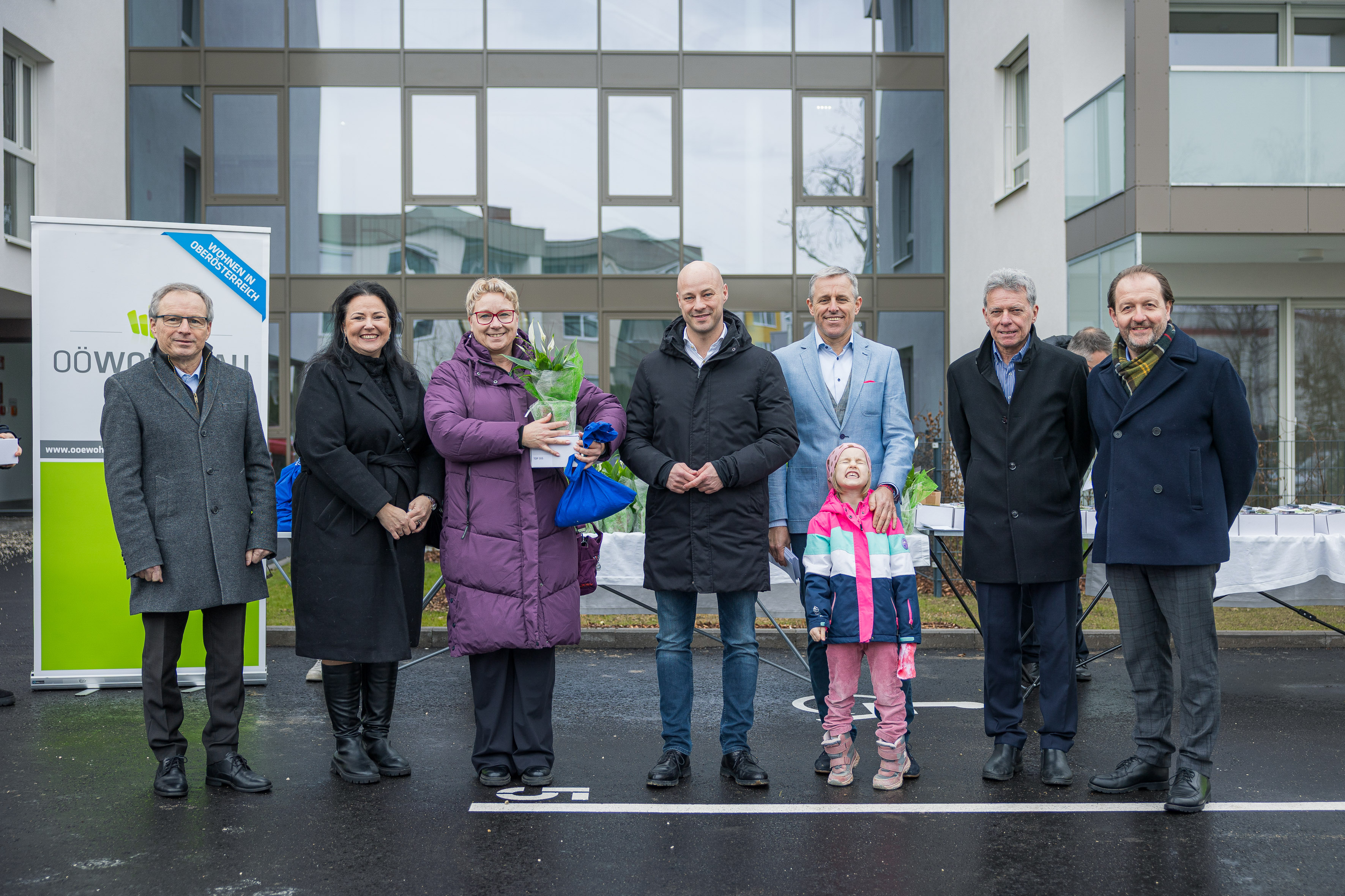 Feierliche Schlüsselübergabe in der Neubauzeile in Linz