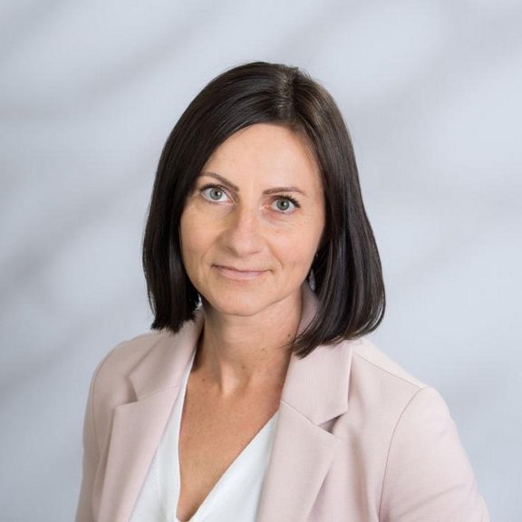 Sabine Haas Haas_Sabine_RLN2323.jpg