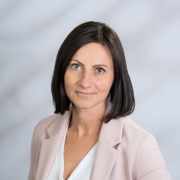 Sabine Haas Haas_Sabine_RLN2323.jpg