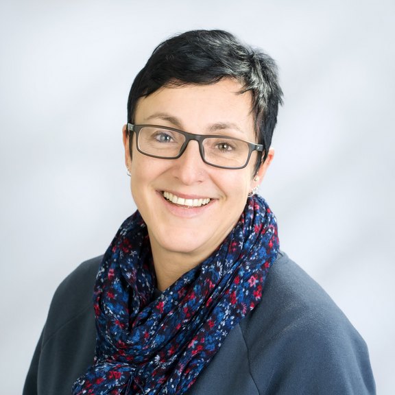 Gruenbacher_Petra_gross_RLL1334xl.jpg