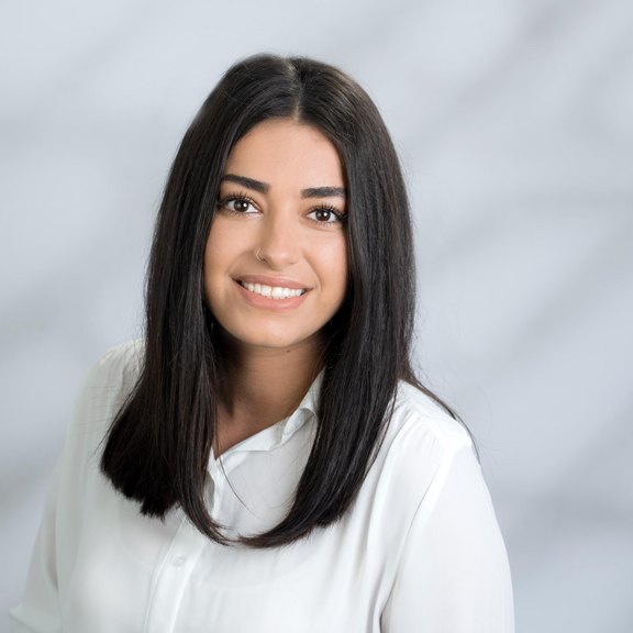 Akka_Melis_RLL2757xl.jpg
