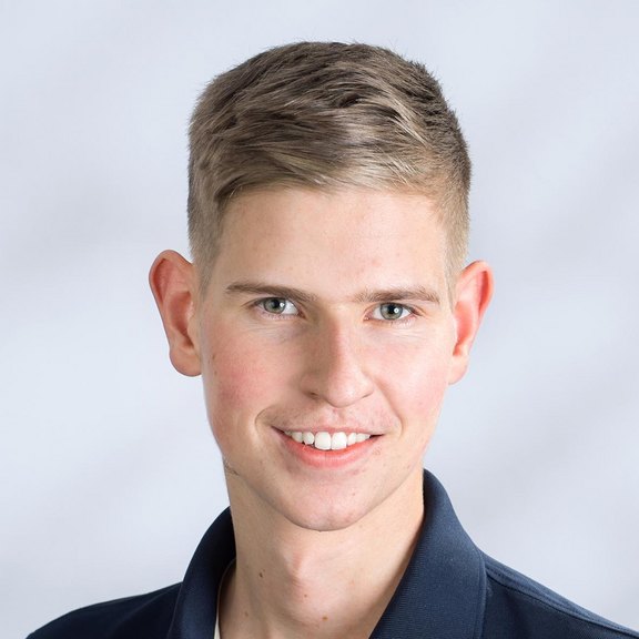 Knogler_Mario_klein_RLN7704s.jpg