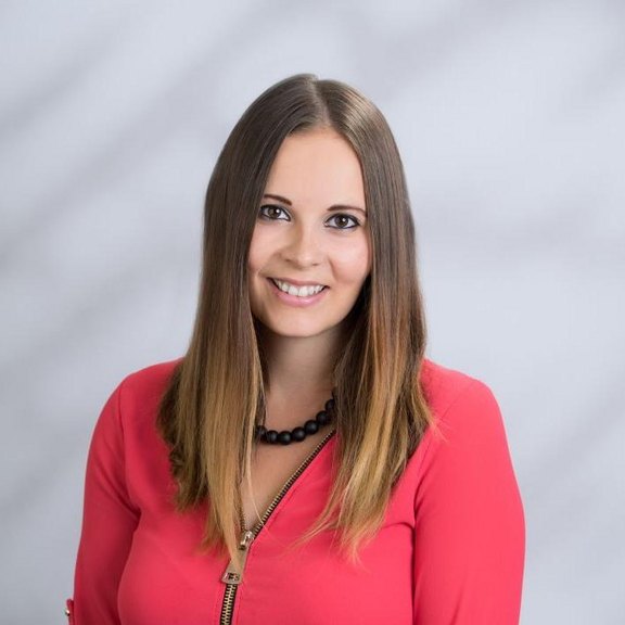 Christina Pötscher Pötscher_Christina_RLN2815.jpg