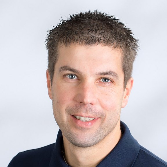 Christian_Gahleitner_klein_RLN7809s.jpg